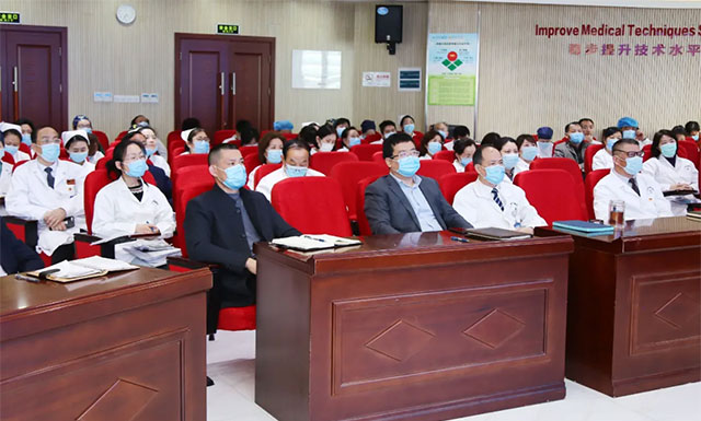 院領(lǐng)導(dǎo)班子出席述職會